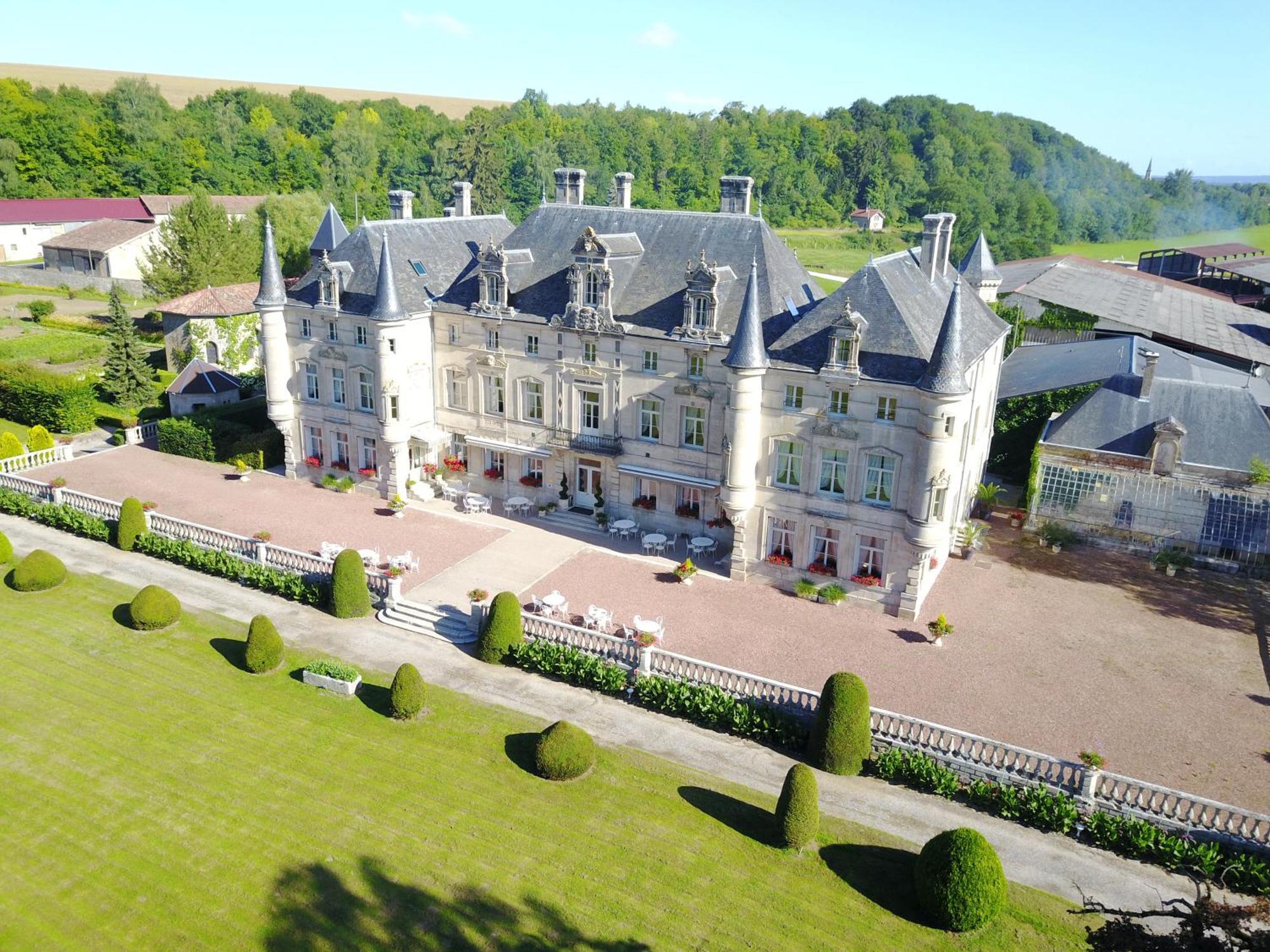 Chateau Des Monthairons Hotel Restaurant Gastromaison Spa Privatif Les Monthairons Екстер'єр фото